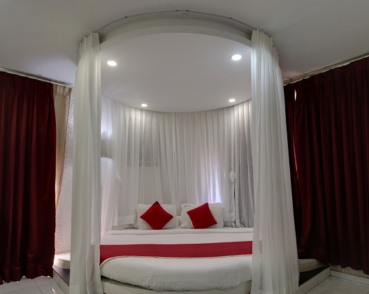 Best Hotel in Mahabaleshwar having Luxurious rooms with Jacuzzi at Forest County Resort Cestrum Rooms